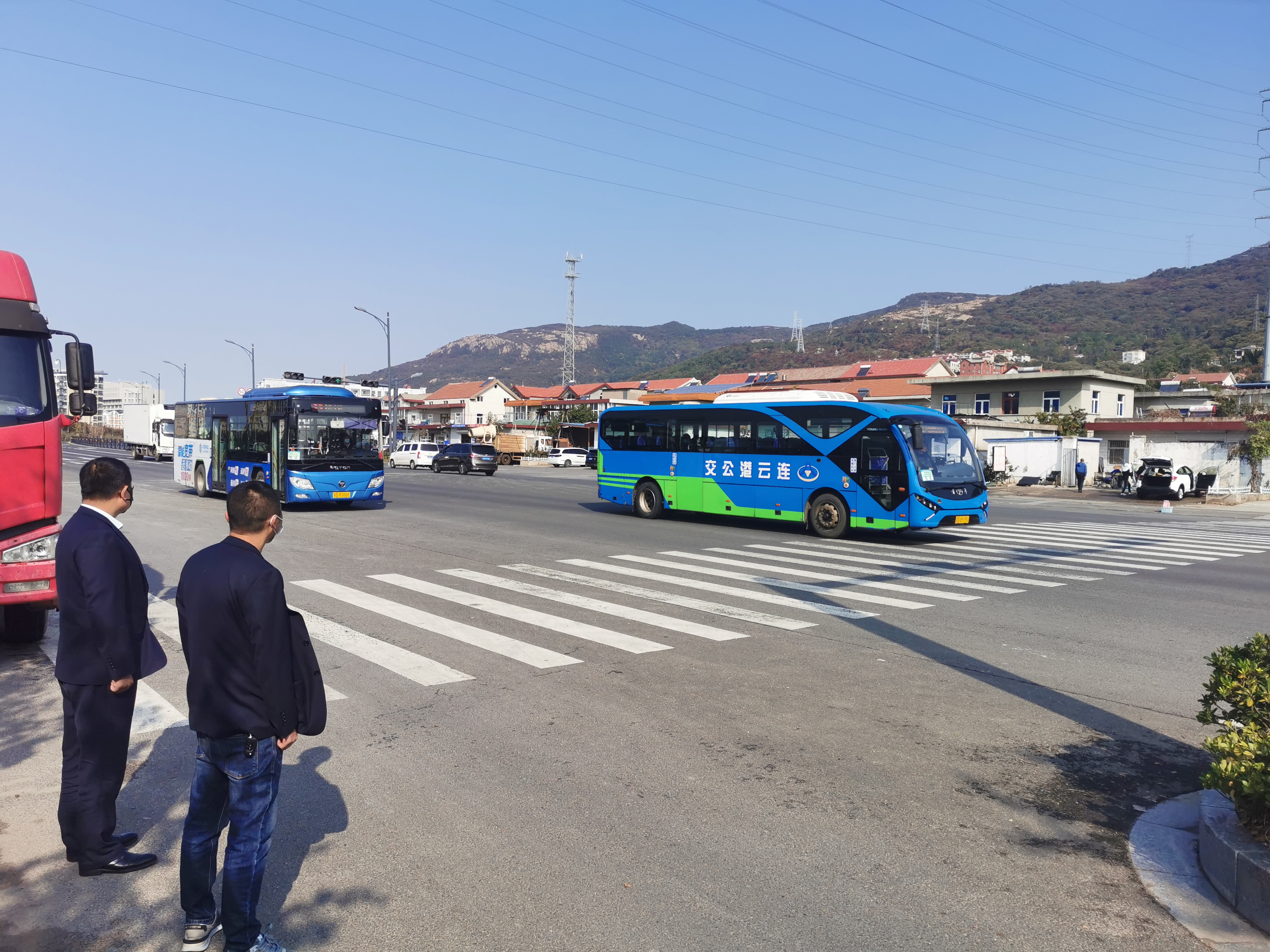 公交集團公交事業二部多措并舉開展車輛路口行車安全專項檢查