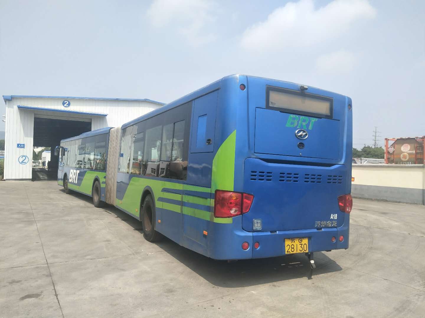 快速公交事業部組織車輛年審、二維