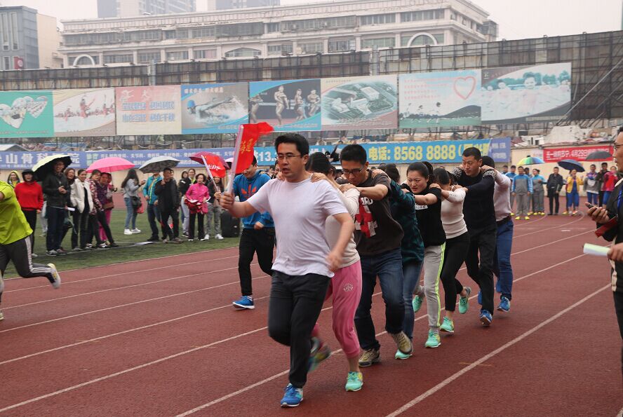 海通公交公司積極備戰  參加集團趣味運動會