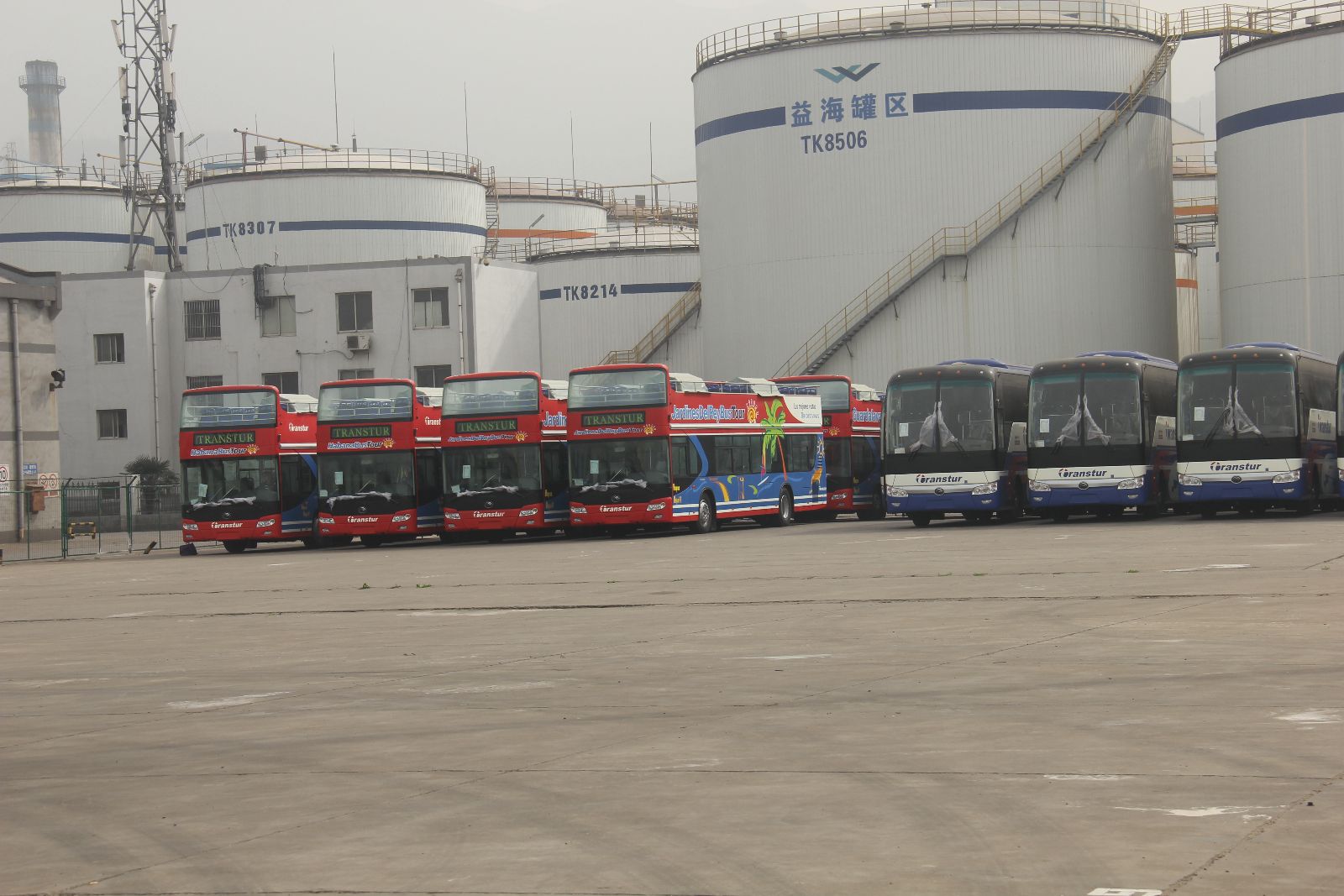 公交集團大浦廠做好冬季進廠車輛的維修保養工作